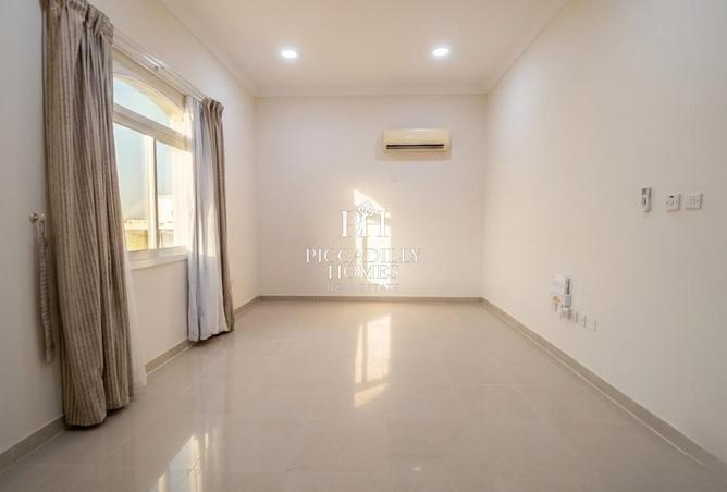 54007537 - صورة العقار 3