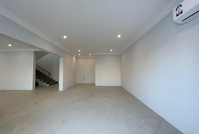 57305187 - Property Image 2