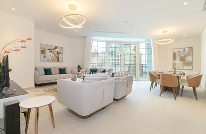 Penthouse - 3 Bedrooms - 4 Bathrooms for rent in Floresta Gardens - Floresta Gardens - The Pearl Island - Doha