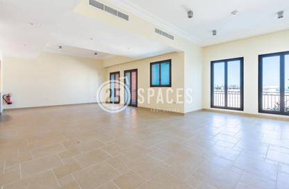 Townhouse - 2 Bedrooms - 3 Bathrooms for sale in Venezia - Qanat Quartier - The Pearl Island - Doha Townhouse - 2 Bedrooms - 3 Bathrooms for sale in Venezia - Qanat Quartier - The Pearl Island - Doha