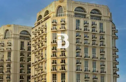 Apartment - 2 Bedrooms - 3 Bathrooms for sale in Floresta Gardens - The Pearl Island - Doha