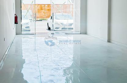 Shop - Studio - 2 Bathrooms for rent in Bin Omran 35 - Fereej Bin Omran - Doha