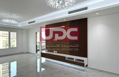 شقة - 2 غرف نوم - 3 حمامات للبيع في طريق بورتو الشرقي - بورتو أرابيا - جزيرة اللؤلؤة - الدوحة