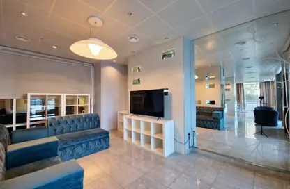 Apartment - 1 Bedroom - 2 Bathrooms for rent in Viva West - Viva Bahriyah - The Pearl Island - Doha