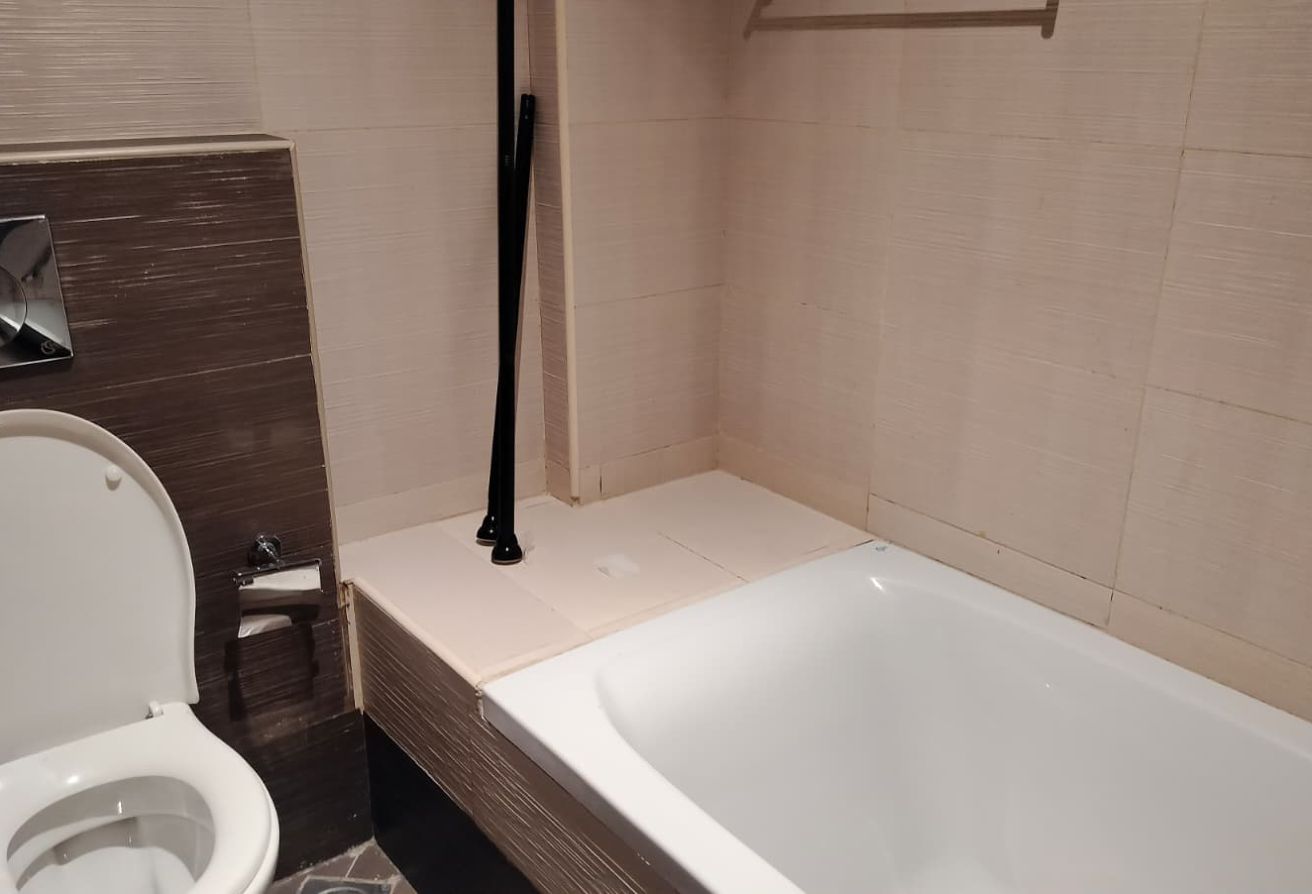 Spacious 1 BHK I FF I EXL I Balcony I Almeera Mall thumbnail 11