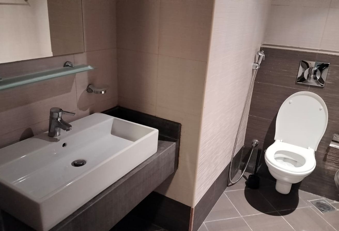 Spacious 1 BHK I FF I EXL I Balcony I Almeera Mall thumbnail 12