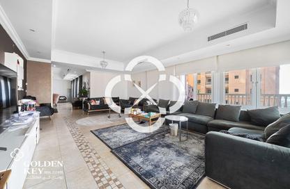 Apartment - 3 Bedrooms - 4 Bathrooms for sale in West Porto Drive - Porto Arabia - The Pearl Island - Doha Apartment - 3 Bedrooms - 4 Bathrooms for sale in West Porto Drive - Porto Arabia - The Pearl Island - Doha