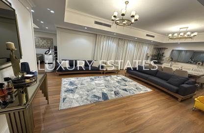 Apartment - 3 Bedrooms - 3 Bathrooms for sale in West Porto Drive - Porto Arabia - The Pearl Island - Doha Apartment - 3 Bedrooms - 3 Bathrooms for sale in West Porto Drive - Porto Arabia - The Pearl Island - Doha