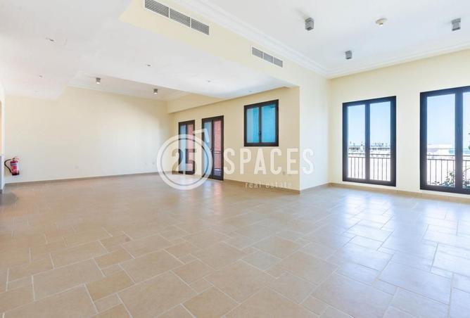 54248609 - صورة العقار 2