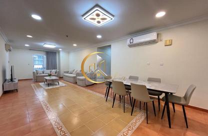Apartment - 2 Bedrooms - 2 Bathrooms for rent in Al Khair Tower - Corniche Road - Corniche Road - Doha