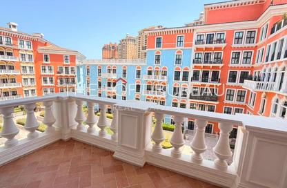 Apartment - 1 Bedroom - 2 Bathrooms for rent in Carnaval - Qanat Quartier - The Pearl Island - Doha Apartment - 1 Bedroom - 2 Bathrooms for rent in Carnaval - Qanat Quartier - The Pearl Island - Doha