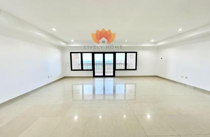Apartment - 3 Bedrooms - 5 Bathrooms for rent in West Porto Drive - Porto Arabia - The Pearl Island - Doha Apartment - 3 Bedrooms - 5 Bathrooms for rent in West Porto Drive - Porto Arabia - The Pearl Island - Doha