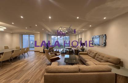 Compound - 4 Bedrooms - 6 Bathrooms for rent in Les Maisons Blanches - Lusail