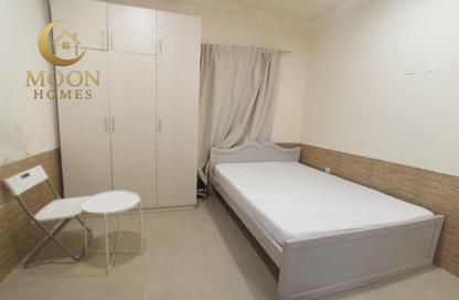Apartment - Studio - 1 Bathroom for rent in Umm Ghuwailina 4 - Umm Ghuwailina - Doha