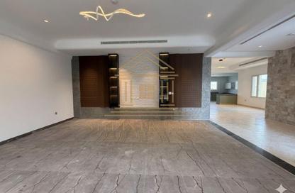 Villa - 7 Bedrooms - 7+ Bathrooms for rent in Al Kheesa - Al Kheesa - Umm Salal Mohammed