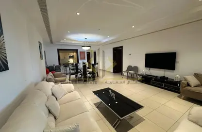 Apartment - 1 Bedroom - 2 Bathrooms for sale in West Bay - Doha