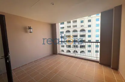 Apartment - 1 Bedroom - 2 Bathrooms for rent in Tower 24 - Porto Arabia - The Pearl Island - Doha