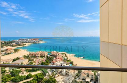 Apartment - 1 - 2 for sale in Viva West - Viva Bahriyah - The Pearl Island - Doha