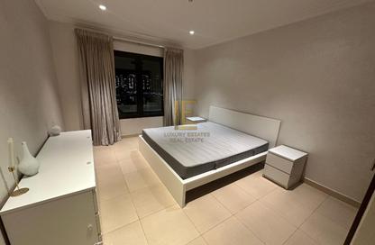 Apartment - 1 Bedroom - 2 Bathrooms for sale in West Porto Drive - Porto Arabia - The Pearl Island - Doha