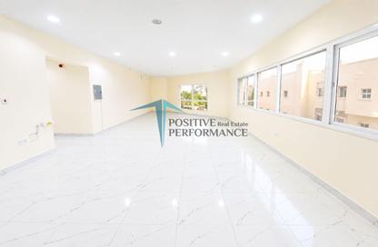 Office Space - Studio - 1 Bathroom for rent in Al Muntazah Street - Al Muntazah - Doha Office Space - Studio - 1 Bathroom for rent in Al Muntazah Street - Al Muntazah - Doha