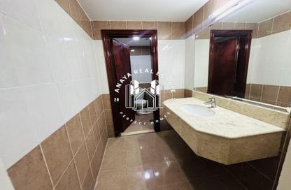 Apartment - 5 Bedrooms - 5 Bathrooms for rent in Old Airport Residential Apartments - Old Airport Road - Doha