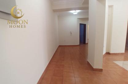 Apartment - 2 Bedrooms - 2 Bathrooms for rent in Umm Ghuwailina 4 - Umm Ghuwailina - Doha Apartment - 2 Bedrooms - 2 Bathrooms for rent in Umm Ghuwailina 4 - Umm Ghuwailina - Doha