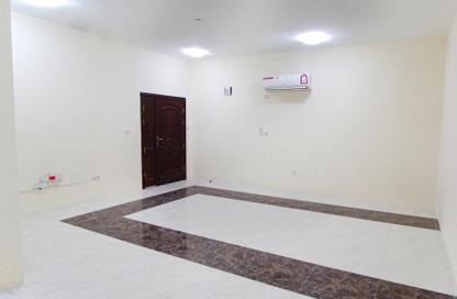 Apartment - 2 Bedrooms - 2 Bathrooms for rent in CAP 36 - Ain Khaled - Doha Apartment - 2 Bedrooms - 2 Bathrooms for rent in CAP 36 - Ain Khaled - Doha