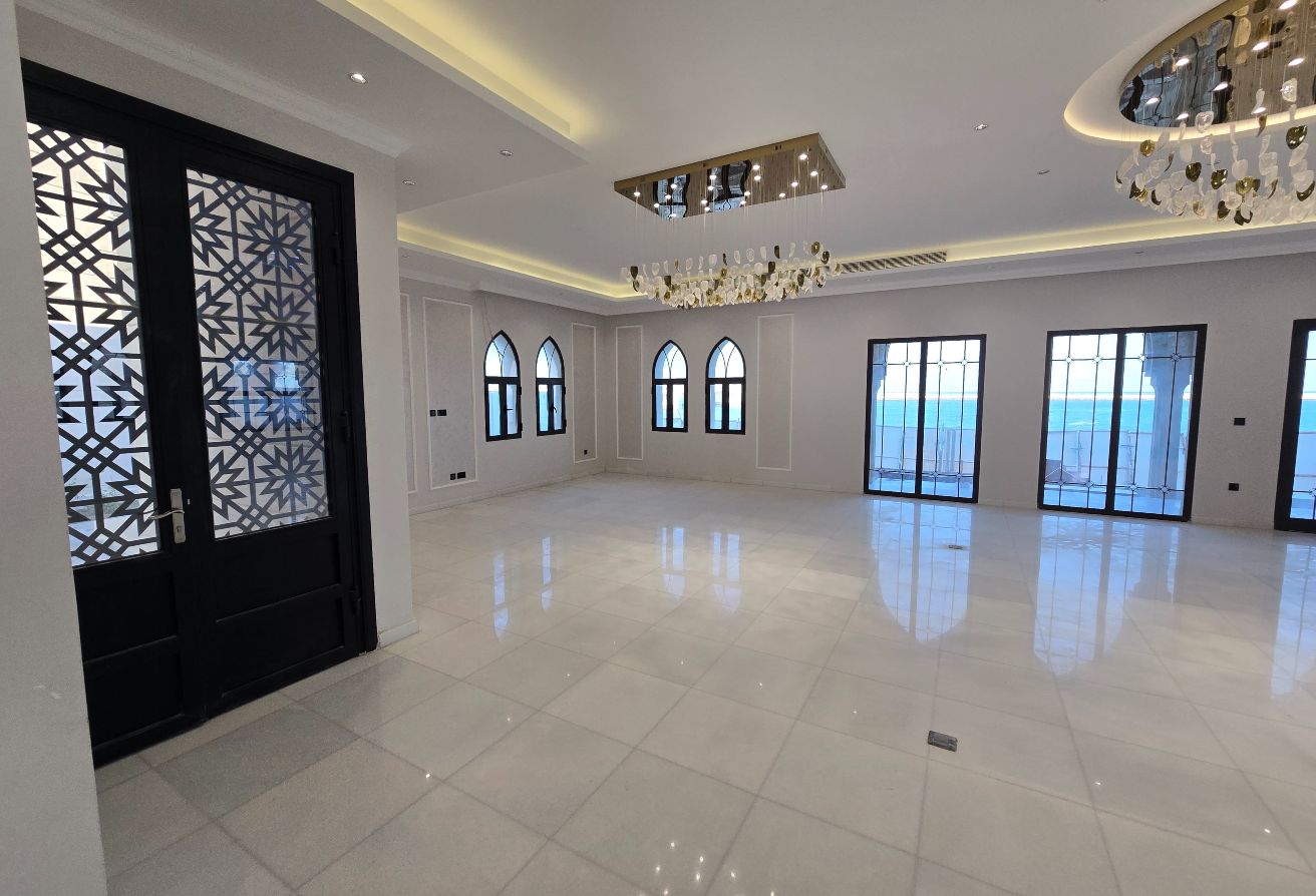 Brand New Beachfront 5 BR Villa| Pearl Island thumbnail 12