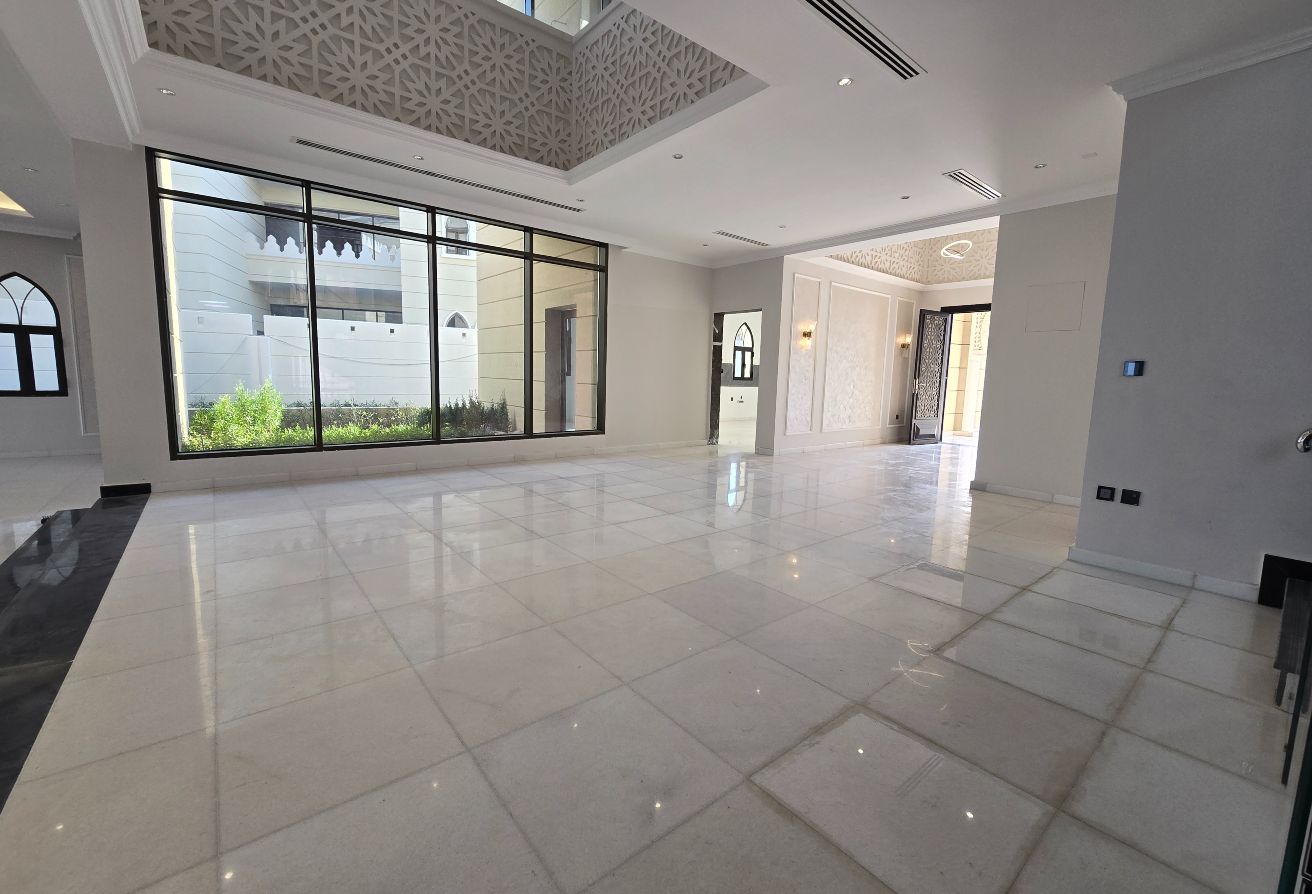 Brand New Beachfront 5 BR Villa| Pearl Island thumbnail 13