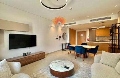 Apartment - 2 Bedrooms - 4 Bathrooms for rent in Marina Tower 12 - Marina District - Lusail