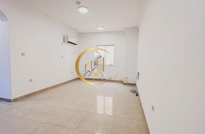 Apartment - 3 - 2 for rent in Bin Omran 28 - Fereej Bin Omran - Doha