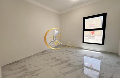 Apartment - 2 Bedrooms - 3 Bathrooms for rent in Anas Street - Fereej Bin Mahmoud North - Fereej Bin Mahmoud - Doha