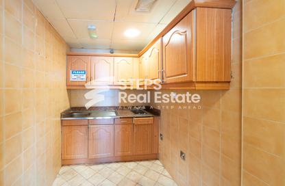 Office Space - Studio - 1 for rent in West Bay Tower - West Bay - West Bay - Doha