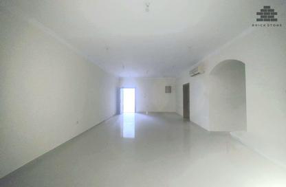 Apartment - 3 Bedrooms - 2 Bathrooms for rent in Al Sadd Road - Al Sadd - Doha