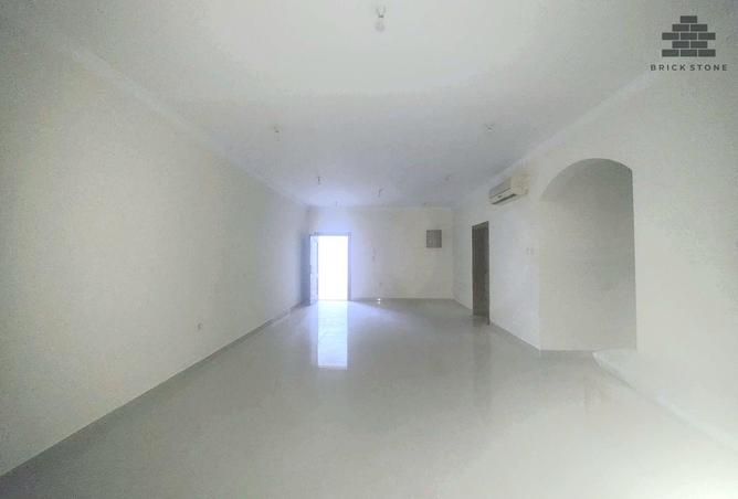 55728744 - Property Main Image