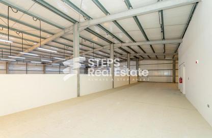 Warehouse - Studio for rent in Al Khor Community - Al Khor