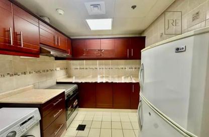 Apartment - 1 Bedroom - 2 Bathrooms for rent in West Bay Tower - West Bay - West Bay - Doha