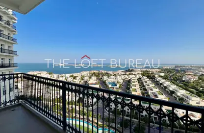 شقة - 3 غرف نوم - 5 حمامات للايجار في حدائق فلورستا - حدائق فلورستا - جزيرة اللؤلؤة - الدوحة