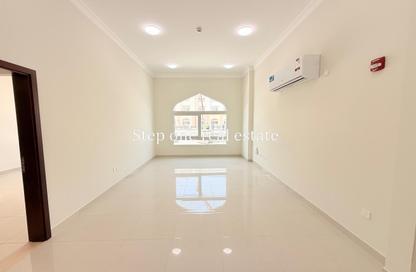 Apartment - 1 Bedroom - 2 Bathrooms for rent in Um Salal shops - Umm Salal City - Doha