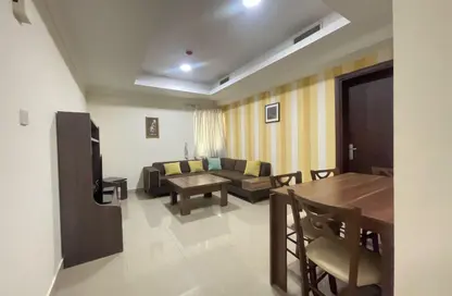 Apartment - 1 Bedroom - 2 Bathrooms for rent in Salaja Street - Doha Al Jadeed - Doha