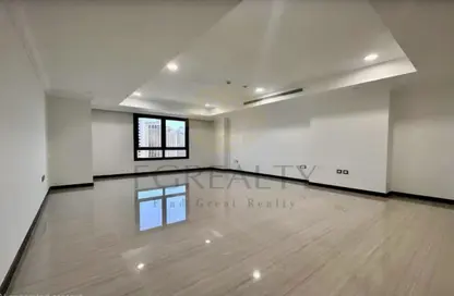 Apartment - 1 Bedroom - 2 Bathrooms for sale in East Porto Drive - Porto Arabia - The Pearl Island - Doha