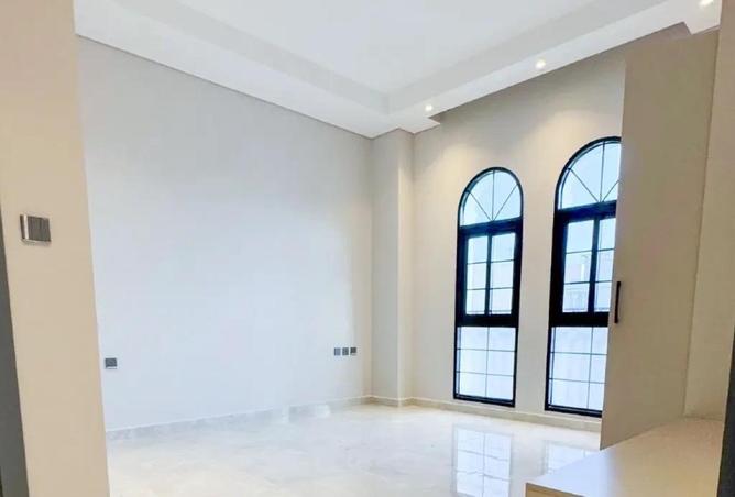 2OdWdzgbwES - Property Image 3