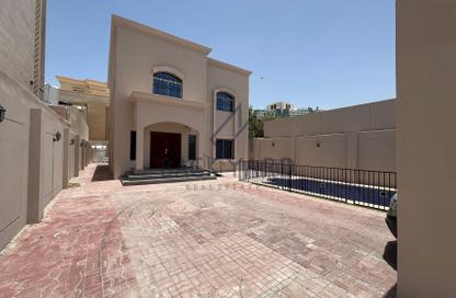 Villa - 4 Bedrooms - 6 Bathrooms for rent in Old Airport Road - Old Airport Road - Doha