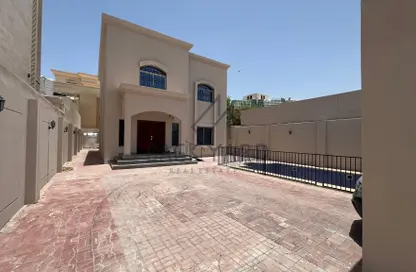 Villa - 4 Bedrooms - 6 Bathrooms for rent in Old Airport Road - Old Airport Road - Doha Villa - 4 Bedrooms - 6 Bathrooms for rent in Old Airport Road - Old Airport Road - Doha