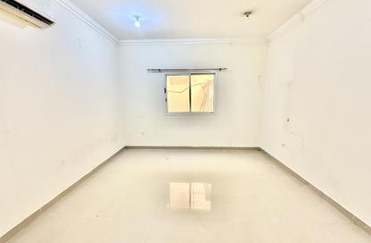 Apartment - Studio - 1 Bathroom for rent in Al Hanaa Street - Al Gharrafa - Doha