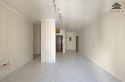 Apartment - 3 Bedrooms - 3 Bathrooms for rent in Muntazah 7 - Al Muntazah - Doha