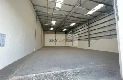 Warehouse - Studio - 3 Bathrooms for rent in Industrial Area 4 - Industrial Area - Industrial Area - Doha