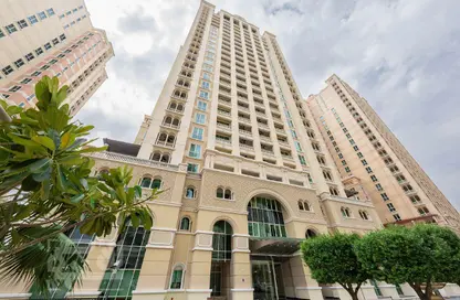 Apartment - 2 Bedrooms - 2 Bathrooms for rent in Tower 19 - Viva Bahriyah - The Pearl Island - Doha