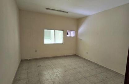 Labor Camp - Studio - 7+ Bathrooms for rent in Industrial Area - Industrial Area - Doha
