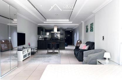 Apartment - Studio - 1 for rent in Porto Arabia - The Pearl Island - Doha Apartment - Studio - 1 for rent in Porto Arabia - The Pearl Island - Doha